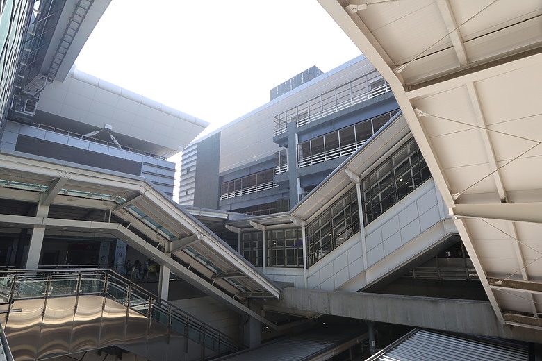 Tamron 11-20mm f/2.8 DiIII-A RXD（RF-Mount）評測報告｜老佳 APS-C 超廣角大光圈新選擇！