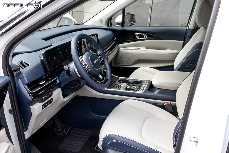 【採訪】Kia 小改款 Carnival 三車型 164.9~205.9 萬元正式上市!