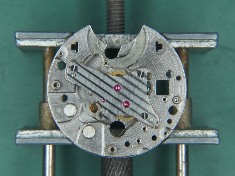 自娛玩修錶 - Hamilton Electric "Nautilus 500" 電動錶 (cal. 505)