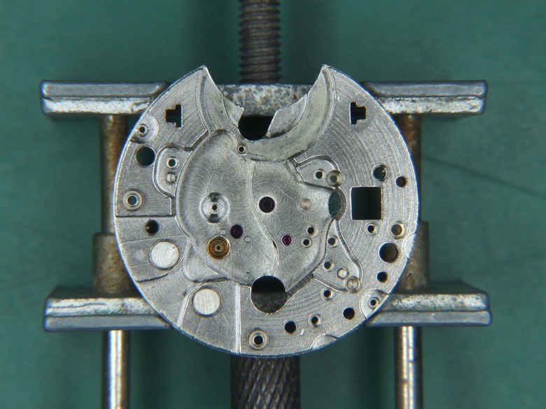 自娛玩修錶 - Hamilton Electric "Nautilus 500" 電動錶 (cal. 505)