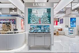 全球各地還有哪些化妝品櫃位像海洋拉娜水族箱一樣很有創意的??