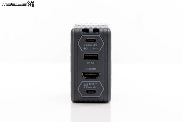 圓剛 ELITE GO GC313Pro 影像擷取充電器/CORE GO GC313 影像傳輸充電器開箱試用 可充電也可擷取畫面的遊戲掌機隨身夥伴