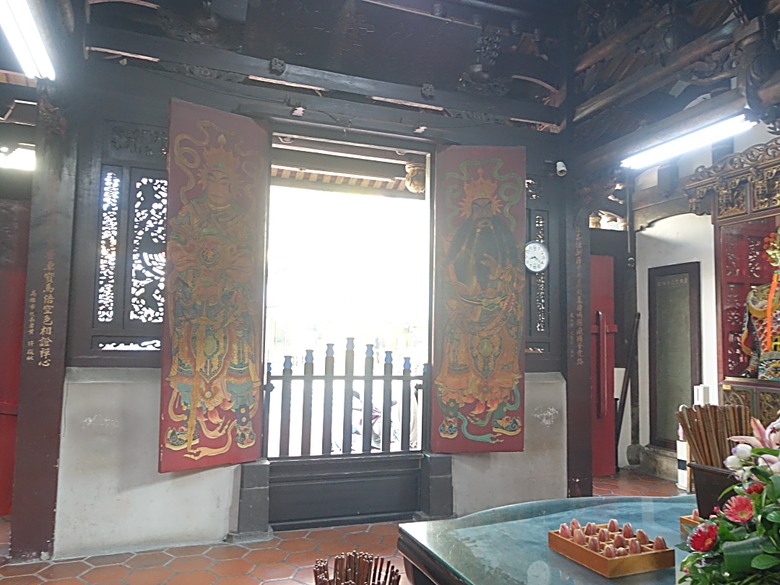 鳳儀書院、鳯山龍山寺、鳯邑城隍廟、鳳山縣新城殘蹟、曹公廟、鳳山教會 — 2024年末鳳山快閃訪古行旅紀錄