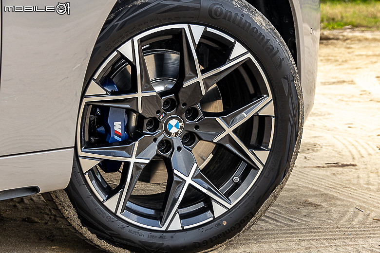 BMW 大改款 X3 20 xDrive M Sport 試駕｜創新大膽設計、科技層面躍進，更面面俱到的招牌 SAV！