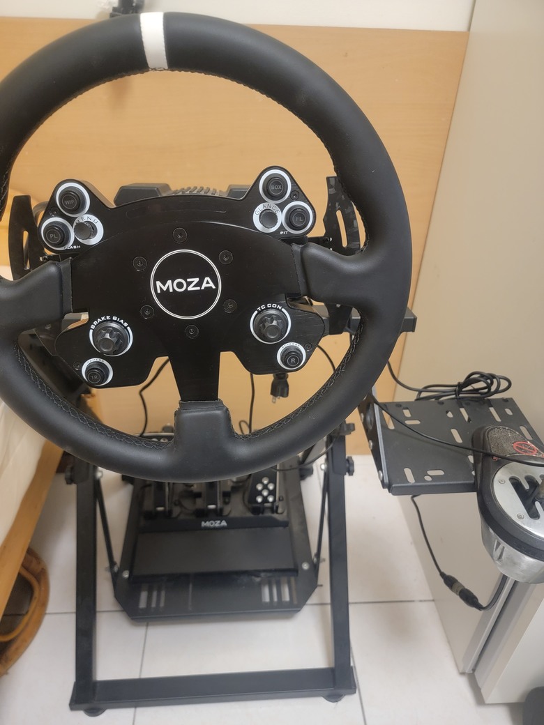 Moza R9基座+CS方向盤+CRP踏板