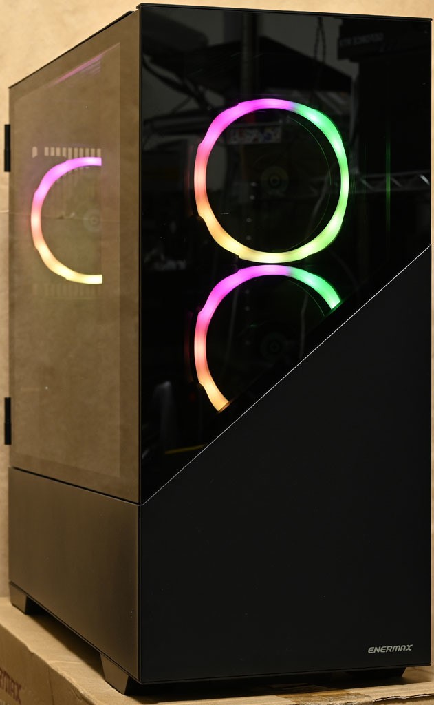 點我看大圖 Enermax K8機殼開箱