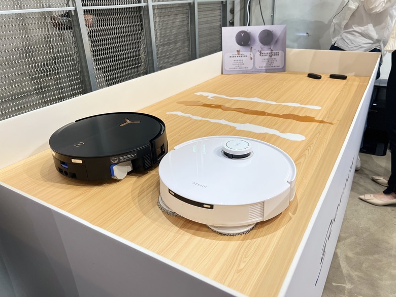 【臭味退散】掃拖再進化，科沃斯 X8 PRO OMNI 「全自動活水洗地」機器人 同場加映 WINBOT W1S擦窗機器人