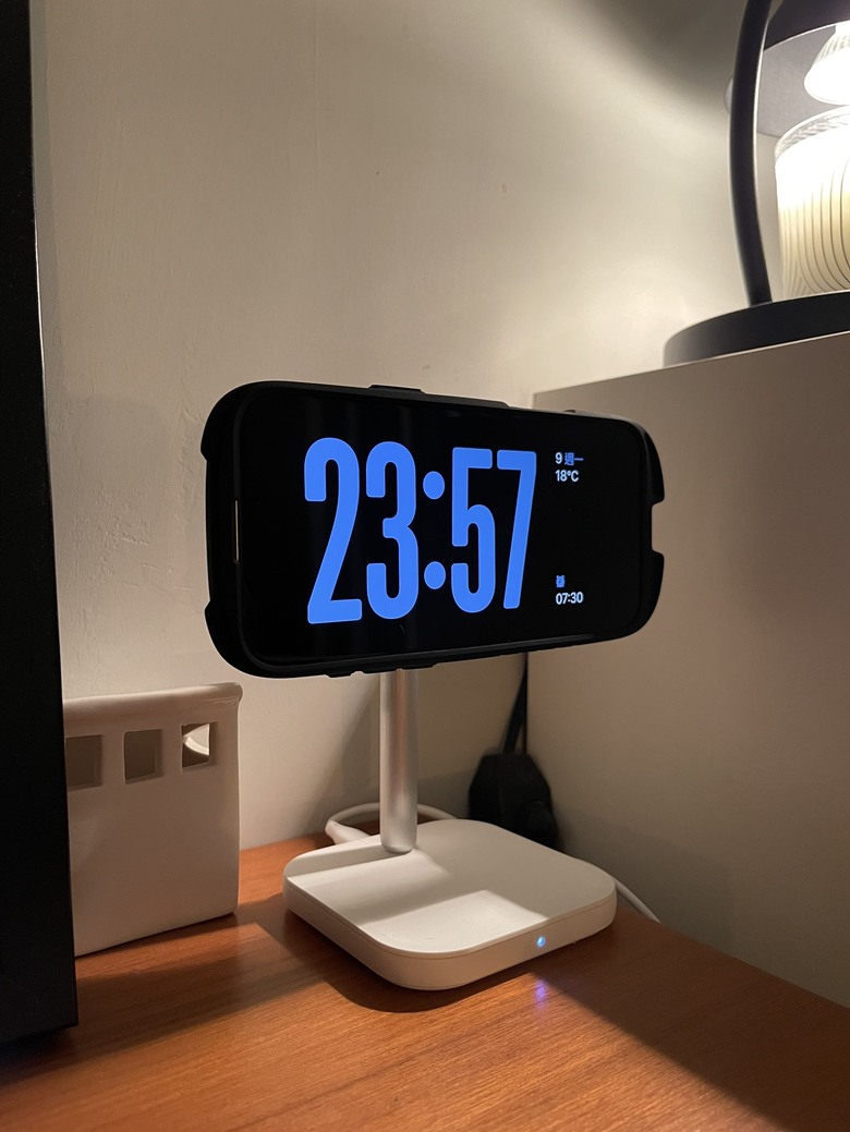 [開箱]CASETiFY MagSafe 2合1充電座，真是好看呀！