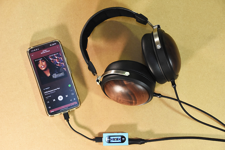 [開箱評測] FiiO KA15 隨身型解碼耳機轉換器~小巧精美卻蘊藏絕美聲音