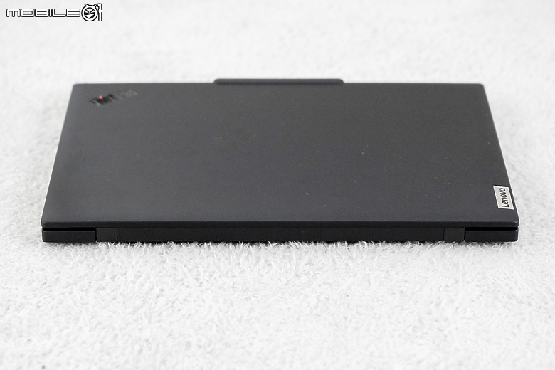 Lenovo ThinkPad T14s Gen6 (Snapdragon X) 體驗｜續航與行動力兼具的差旅良伴！