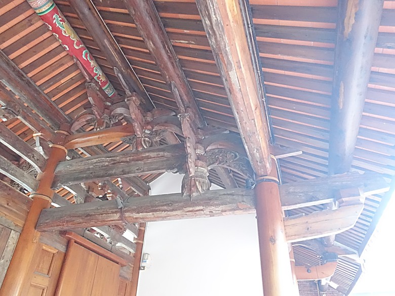 鳳儀書院、鳯山龍山寺、鳯邑城隍廟、鳳山縣新城殘蹟、曹公廟、鳳山教會 — 2024年末鳳山快閃訪古行旅紀錄