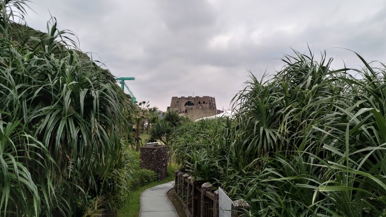 點我看大圖 【遊記】「雞籠」不是「基隆」,最早的「雞籠」是一座島,和平島地質公園 - 大漠國渡