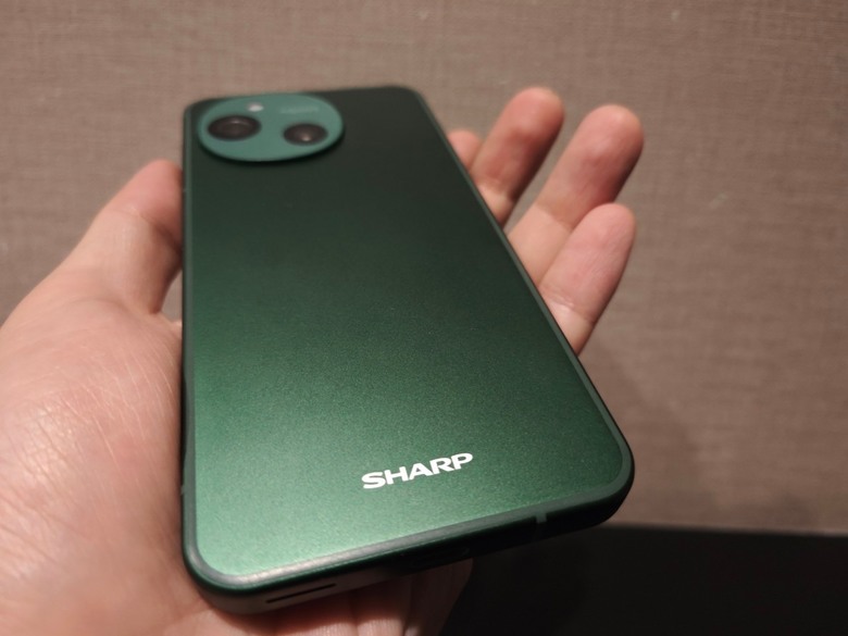 點我看大圖 第一次用日系手機Sharp Sense9開箱&心得