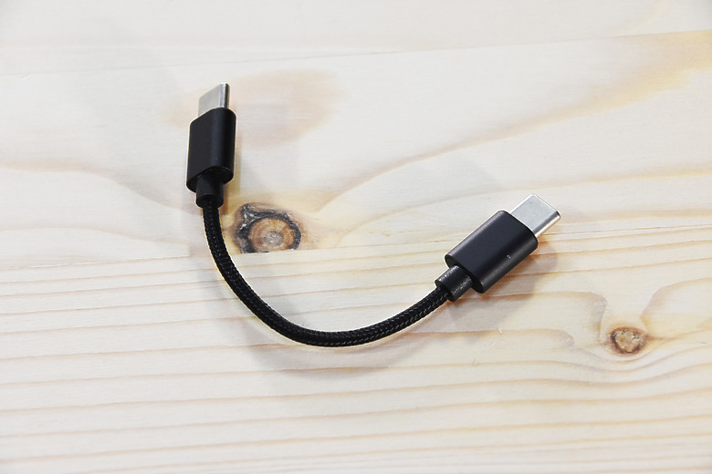 [開箱評測] FiiO KA15 隨身型解碼耳機轉換器~小巧精美卻蘊藏絕美聲音