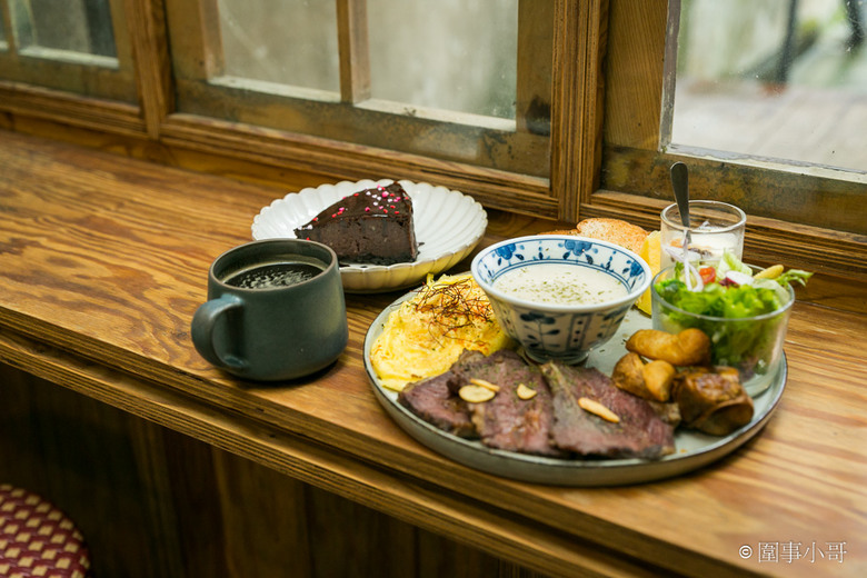 宜蘭羅東早午餐-老宅風格的奧莉薇雅早午餐,特愛她的裝潢風格,早午餐不錯吃而且也有咖啡與甜點可以選擇呢
