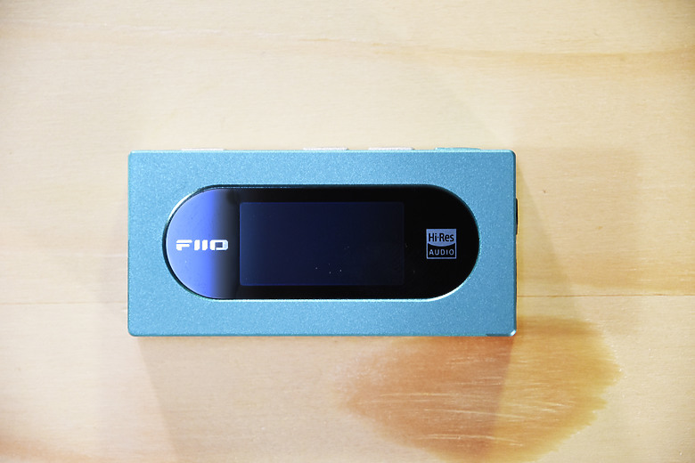 [開箱評測] FiiO KA15 隨身型解碼耳機轉換器~小巧精美卻蘊藏絕美聲音