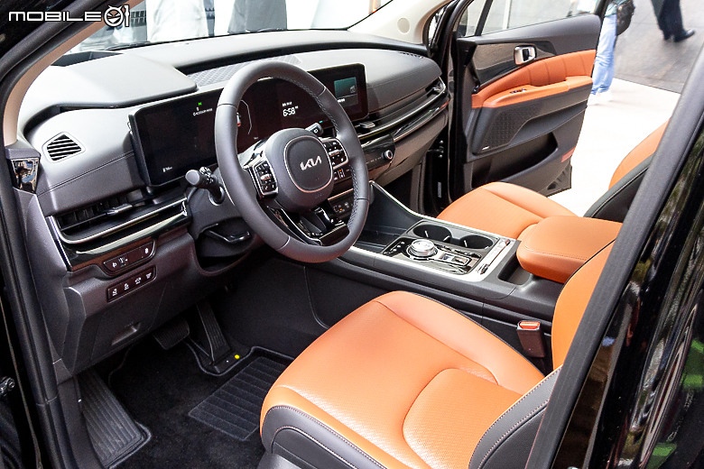 【採訪】Kia 小改款 Carnival 三車型 164.9~205.9 萬元正式上市!