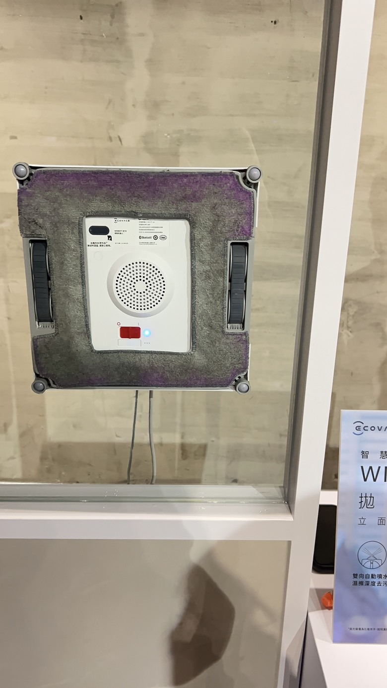 【臭味退散】掃拖再進化，科沃斯 X8 PRO OMNI 「全自動活水洗地」機器人 同場加映 WINBOT W1S擦窗機器人