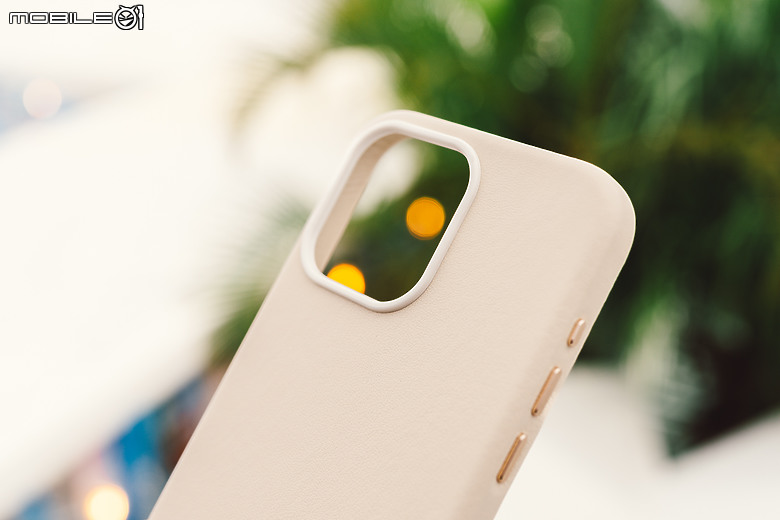 點我看大圖 iPhone 手機殼結合悠遊卡 - LINKASE 悠遊嗶嗶殼開箱,獨家創新技術,都會穿梭最佳拍檔