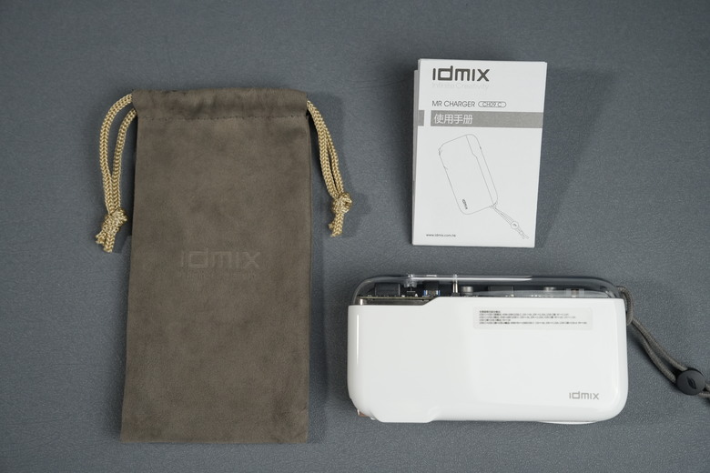IDMIX CH09C｜專為現代旅人設計的多功能行動電源