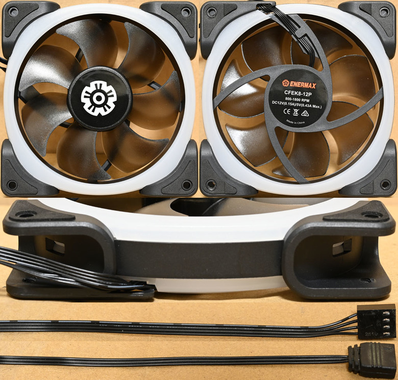 點我看大圖 Enermax K8機殼開箱