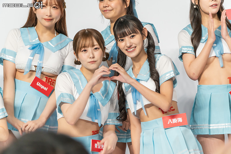 點我看大圖 2024 TSE 台灣寫真博覽會學服祭直擊|多國寫真女神夢幻合體、養眼福利大放送!