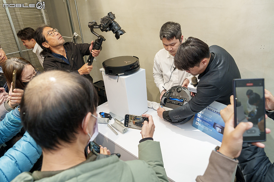 首搭「全自動活水洗地」專利技術 正式在台發表科沃斯 ECOVACS X8 PRO OMNI 智慧機器人