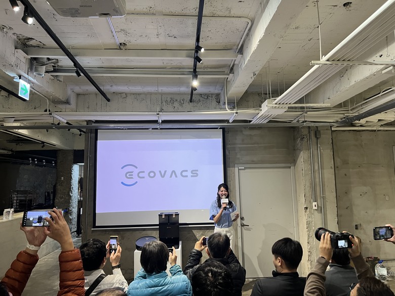 【臭味退散】掃拖再進化，科沃斯 X8 PRO OMNI 「全自動活水洗地」機器人 同場加映 WINBOT W1S擦窗機器人