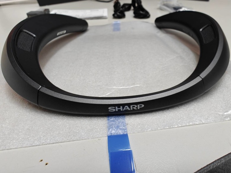 Sharp AN-SS3 頸掛式耳機,有朋友使用過嗎?(已從日本購入)