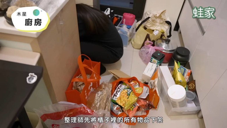 【開箱】這群人木星小宅開箱！衣物收納改造，超驚人衣服山5小時解決