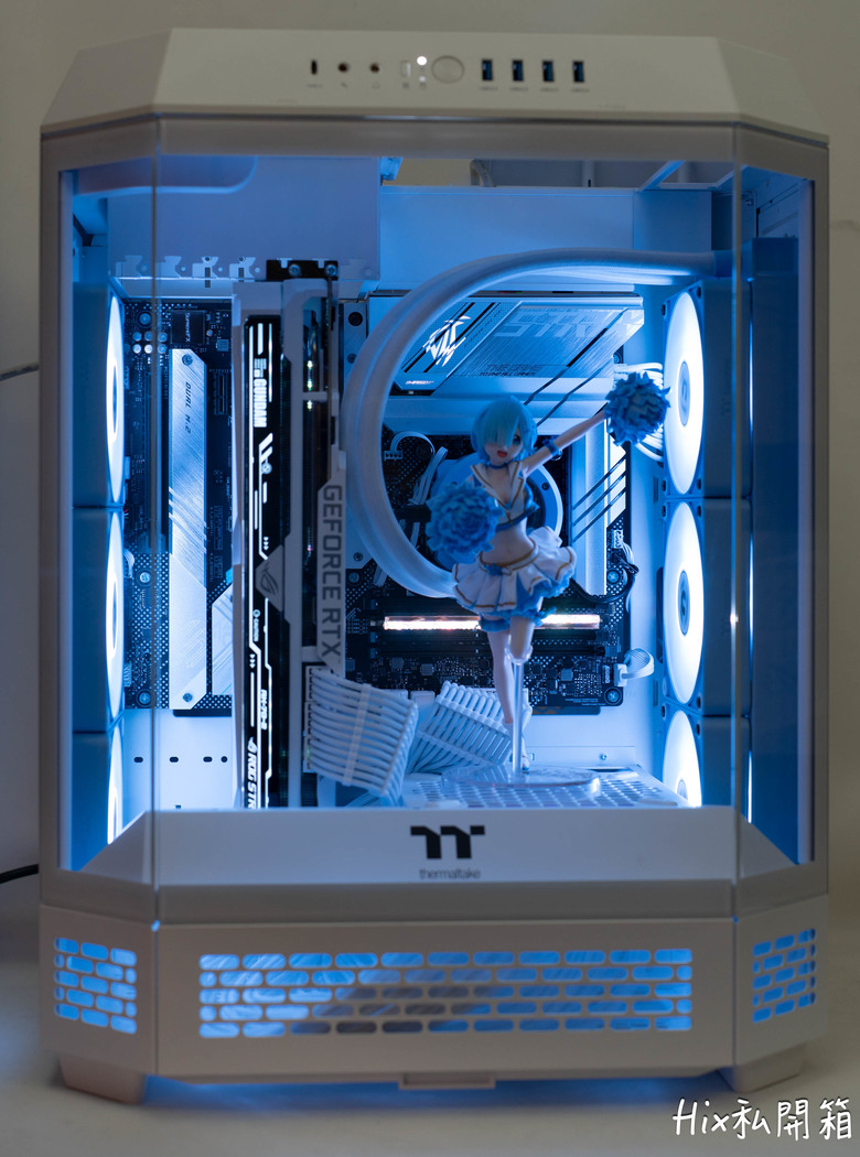 公仔展示櫃，Thermaltake 曜越 Tower600