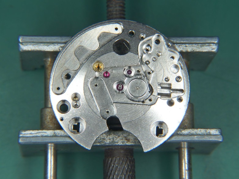 自娛玩修錶 - Hamilton Electric "Nautilus 500" 電動錶 (cal. 505)