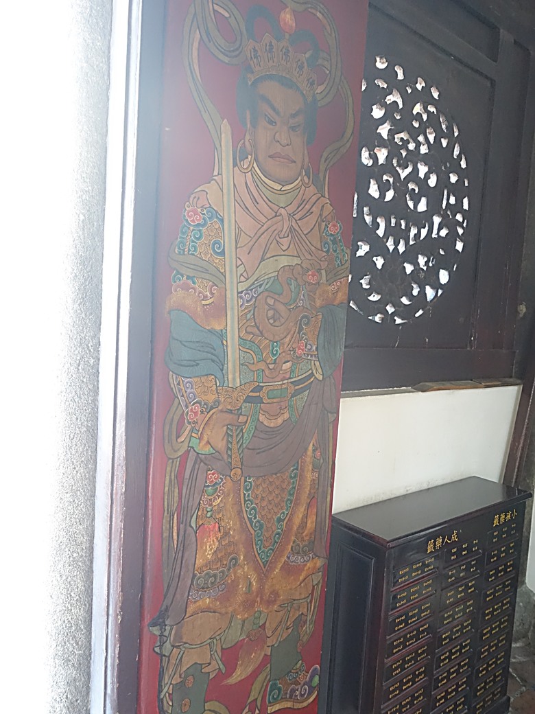 鳳儀書院、鳯山龍山寺、鳯邑城隍廟、鳳山縣新城殘蹟、曹公廟、鳳山教會 — 2024年末鳳山快閃訪古行旅紀錄
