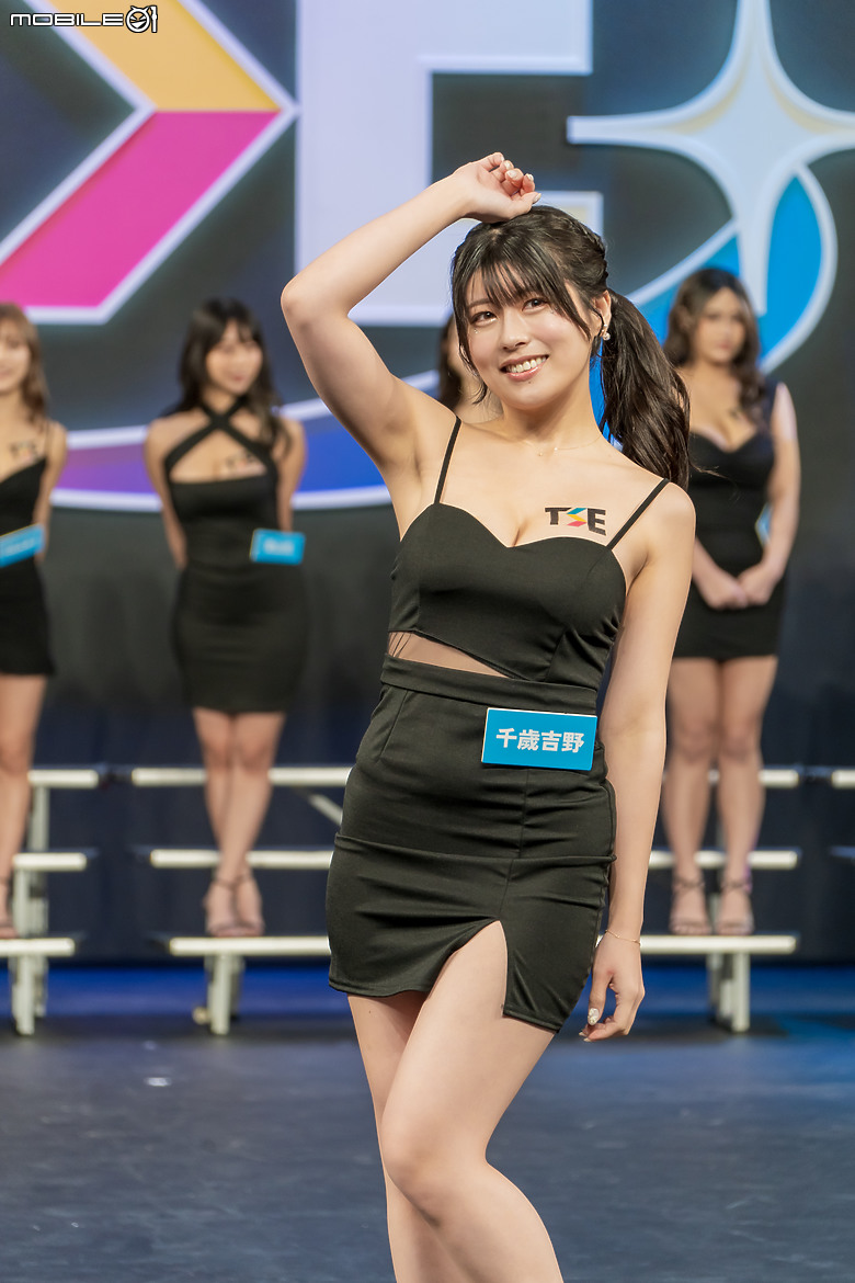 2024 TSE 台灣寫真博覽會學服祭直擊｜多國寫真女神夢幻合體、養眼福利大放送！