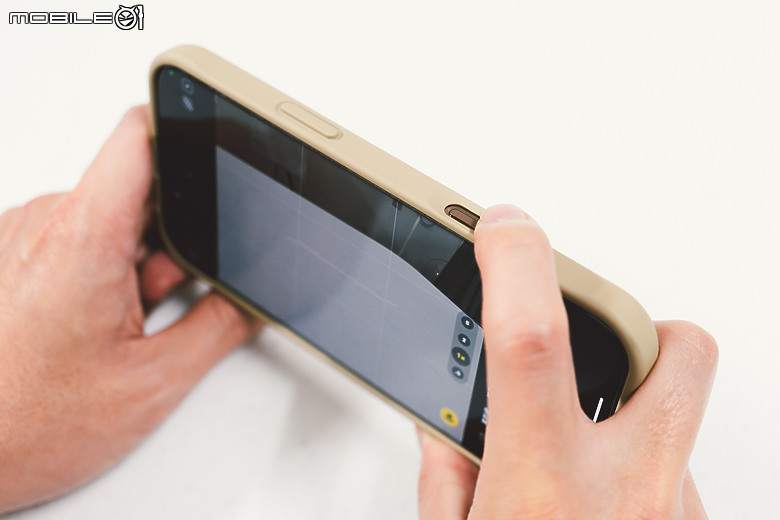 點我看大圖 iPhone 手機殼結合悠遊卡 - LINKASE 悠遊嗶嗶殼開箱,獨家創新技術,都會穿梭最佳拍檔
