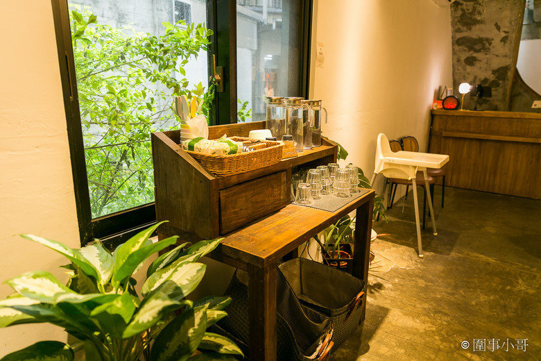 宜蘭羅東早午餐-老宅風格的奧莉薇雅早午餐,特愛她的裝潢風格,早午餐不錯吃而且也有咖啡與甜點可以選擇呢