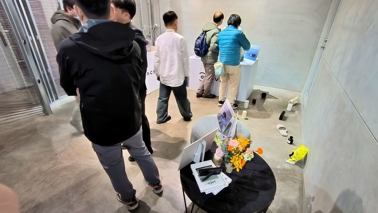 【盲狙實況】科沃斯ECOVACS X8 PRO OMNI 全台首款自動洗地機器人體驗會心得!