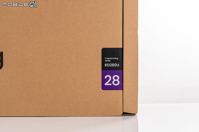 BenQ RD280U 程式設計護眼螢幕開箱實測 以獨特編碼色彩模式提供更舒適工作視野