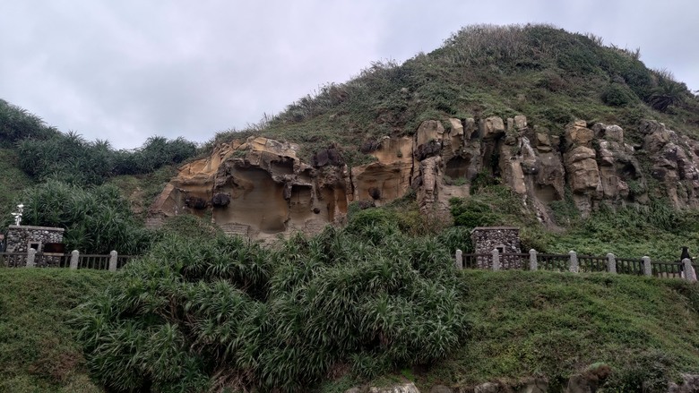 點我看大圖 【遊記】「雞籠」不是「基隆」,最早的「雞籠」是一座島,和平島地質公園 - 大漠國渡