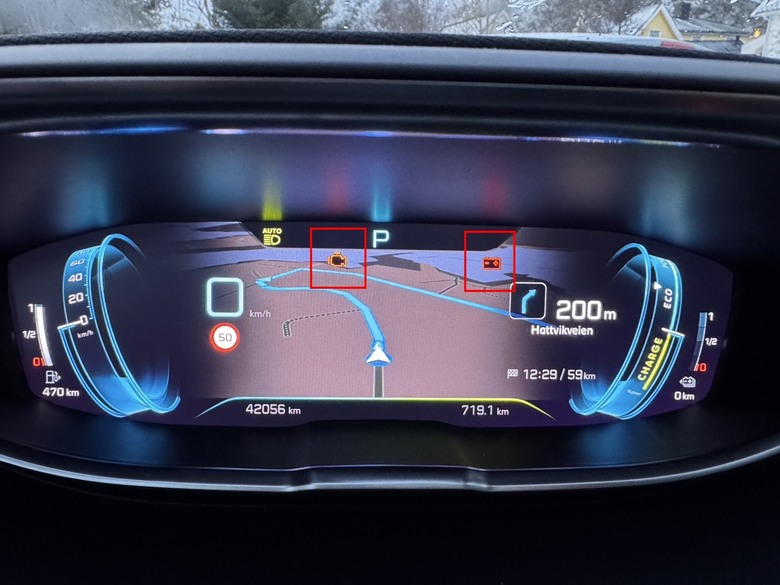 租車Peugeot 3008 Hybrid4 車子發不動....在線