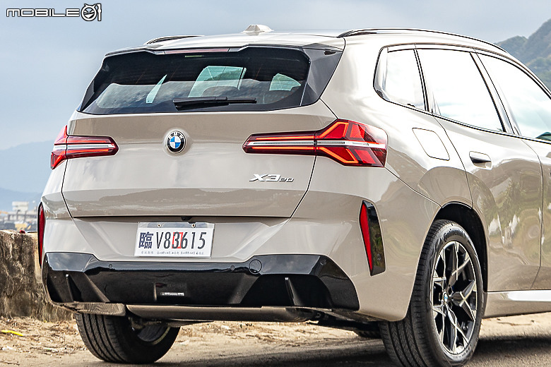 BMW 大改款 X3 20 xDrive M Sport 試駕|創新大膽設計、科技層面躍進,更面面俱到的招牌 SAV!