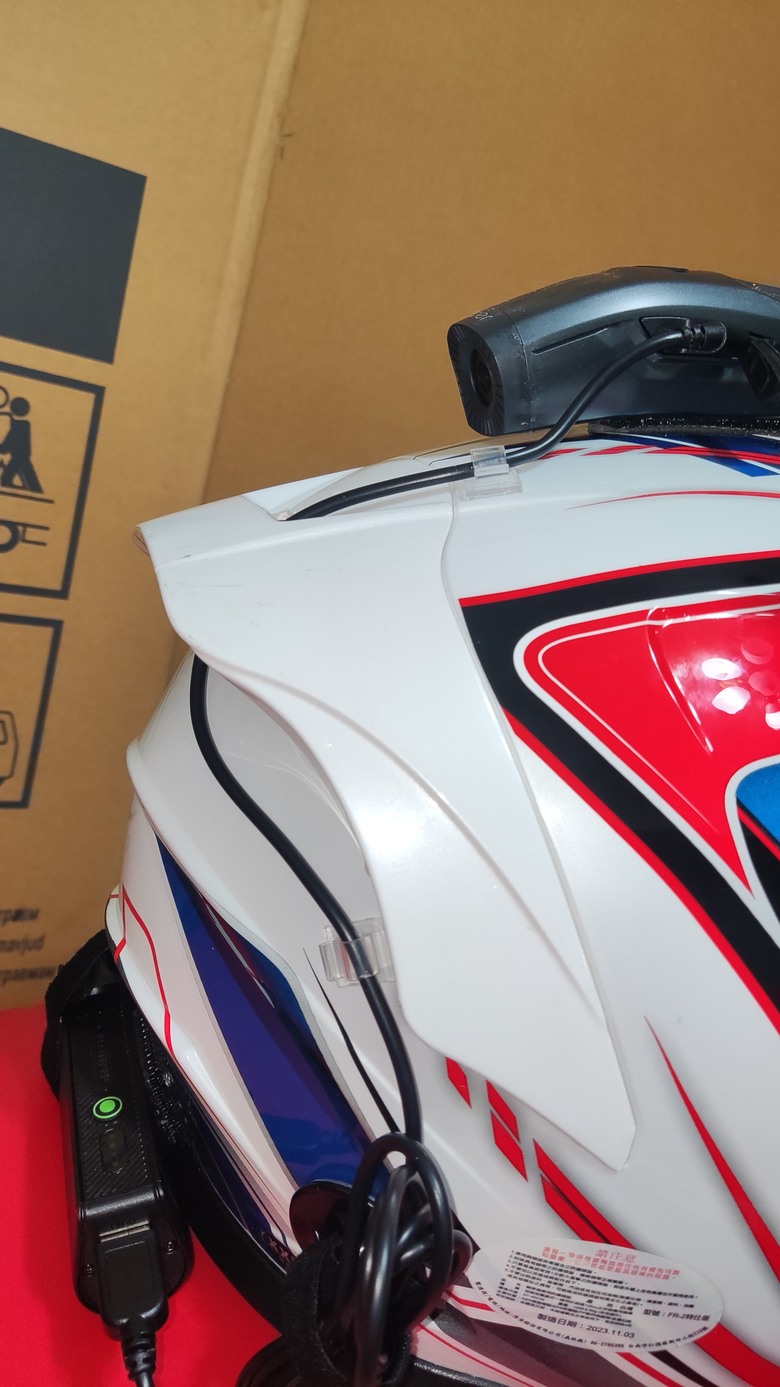 CAPER S5+ 外掛電池 機車行車紀錄器 外接行動電源 方案，請參考。