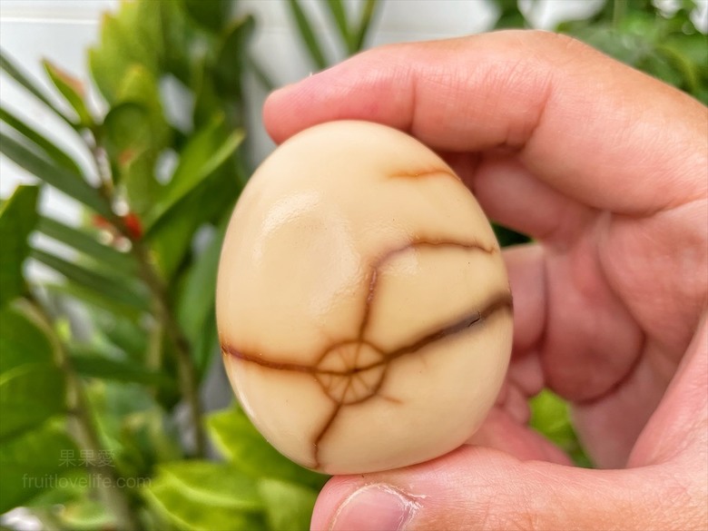 點我看大圖 愛喝茶的不能錯過,鮮萃茶就像新鮮現泡的風味,還有銅板美食小點心可以配著吃