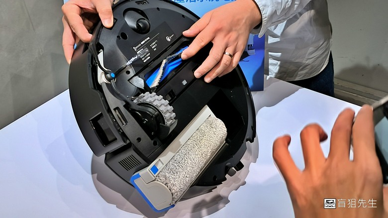 【盲狙實況】科沃斯ECOVACS X8 PRO OMNI 全台首款自動洗地機器人體驗會心得!