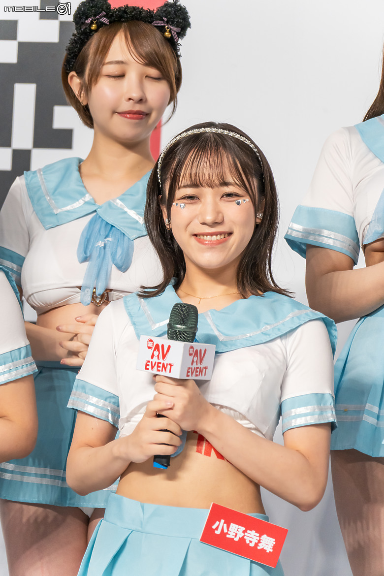 2024 TSE 台灣寫真博覽會學服祭直擊｜多國寫真女神夢幻合體、養眼福利大放送！