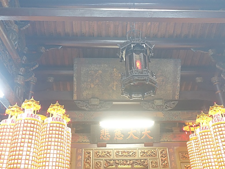 鳳儀書院、鳯山龍山寺、鳯邑城隍廟、鳳山縣新城殘蹟、曹公廟、鳳山教會 — 2024年末鳳山快閃訪古行旅紀錄