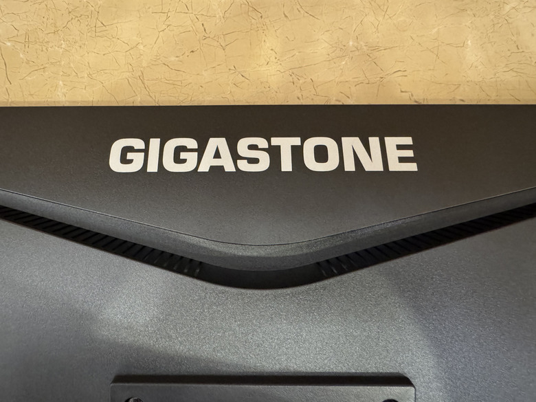 點我看大圖 極致畫質與沉浸體驗|GIGASTONE LM-27FF2 大屏體驗與超值性能一次擁有