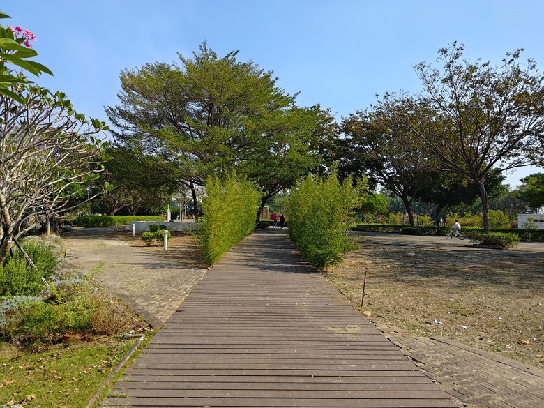 【遊記】彰化有個不輸「臺北大安森林公園」的公園，溪州公園 - 大漠國渡