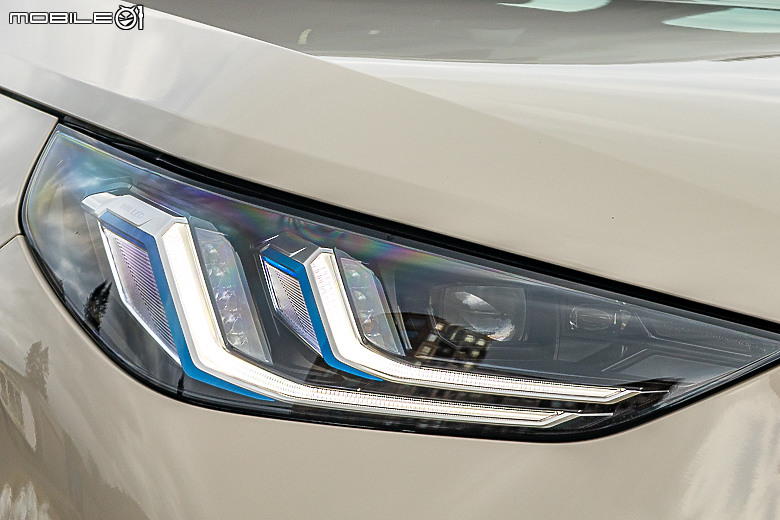 BMW 大改款 X3 20 xDrive M Sport 試駕｜創新大膽設計、科技層面躍進，更面面俱到的招牌 SAV！