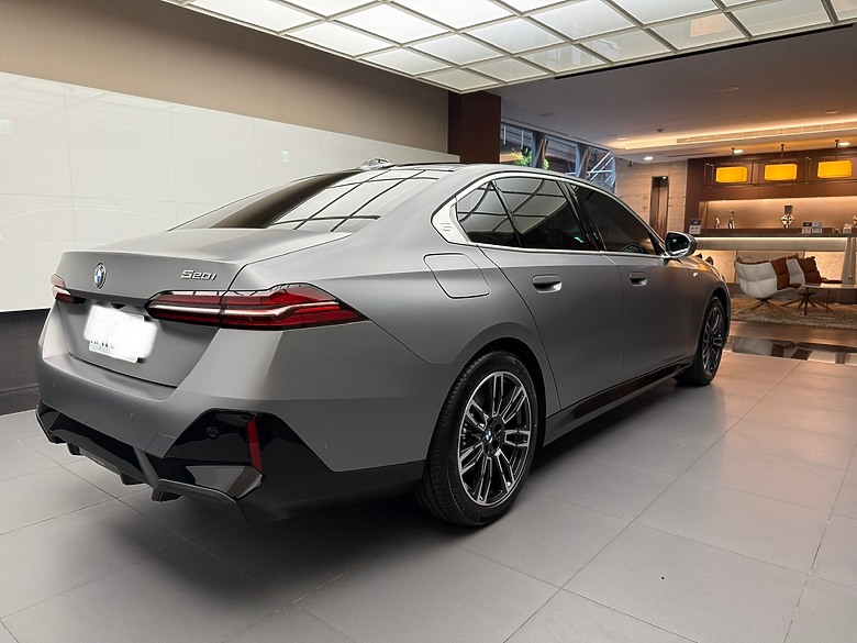 BMW G60 520i M Sport 簡單開箱